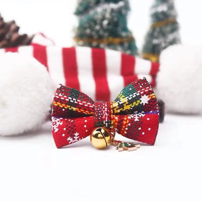 Hand-made Bow Tie Collar with Bell and Christmas Tree Deco For Dogs and Cats